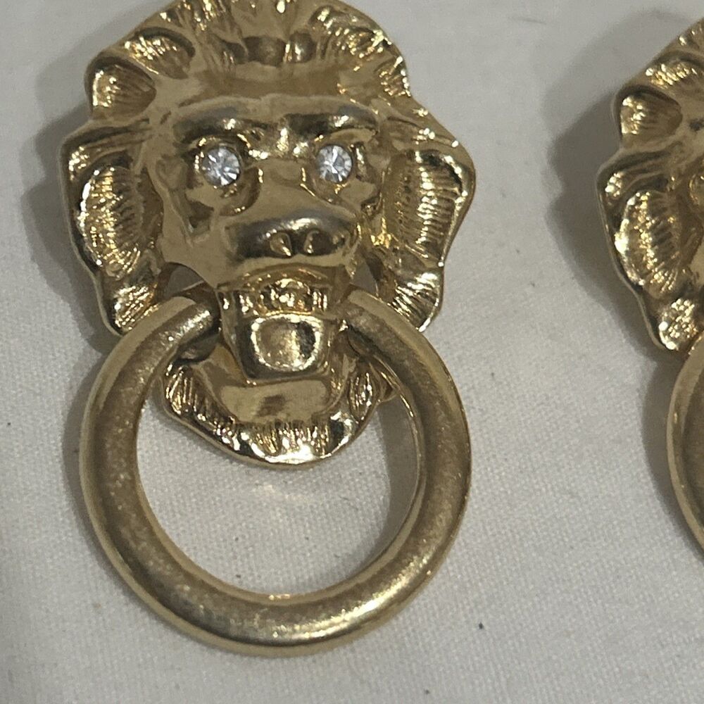 Vintage K.J.L. (Kenneth Jay Lane) for Avon Lion Earrings - Picture 3 of 11